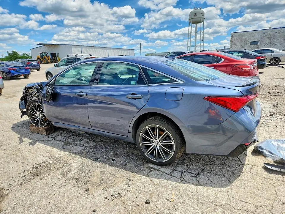 2020 TOYOTA AVALON TOURING  