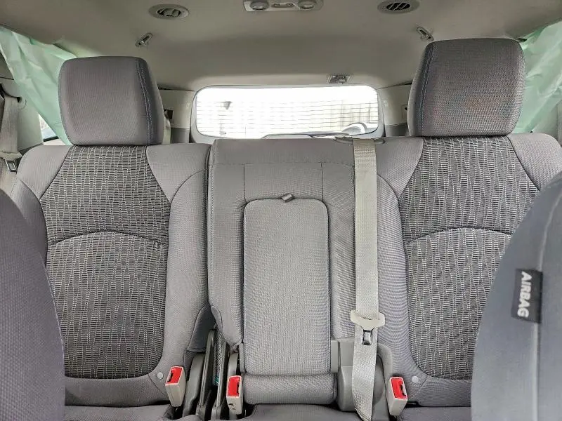 2013 CHEVROLET TRAVERSE LS  