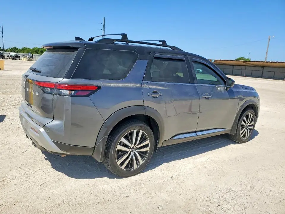 2023 NISSAN PATHFINDER PLATINUM  