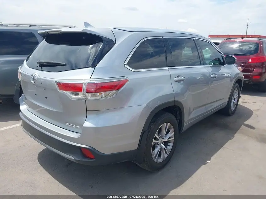 2014 TOYOTA HIGHLANDER XLE V6