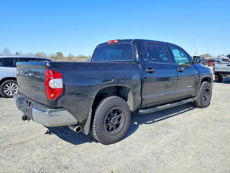 2016 TOYOTA TUNDRA SR5  