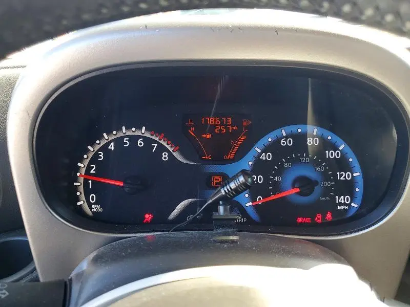 2010 NISSAN CUBE 1.8  