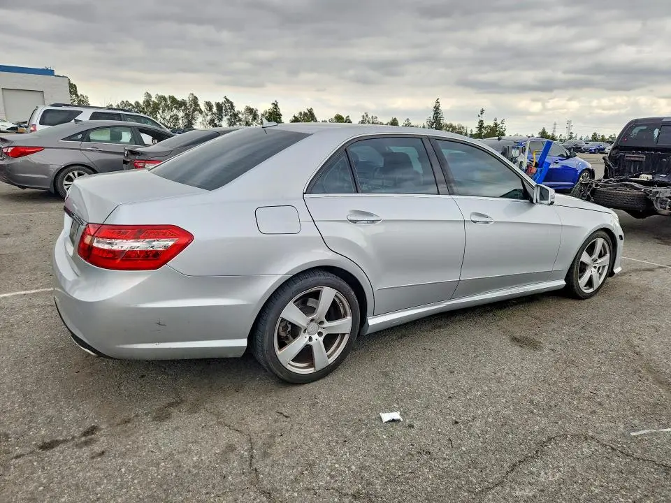 2010 MERCEDES-BENZ E 350  