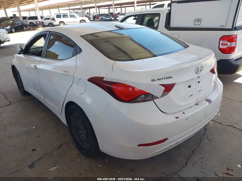 2016 HYUNDAI ELANTRA SE
