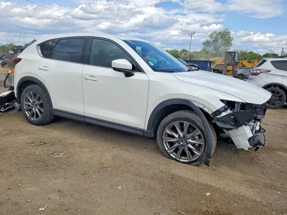 2021 MAZDA CX-5 SIGNATURE  