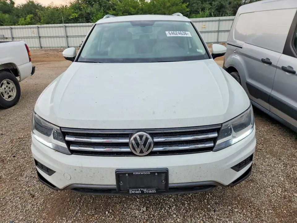 2018 VOLKSWAGEN TIGUAN SE  