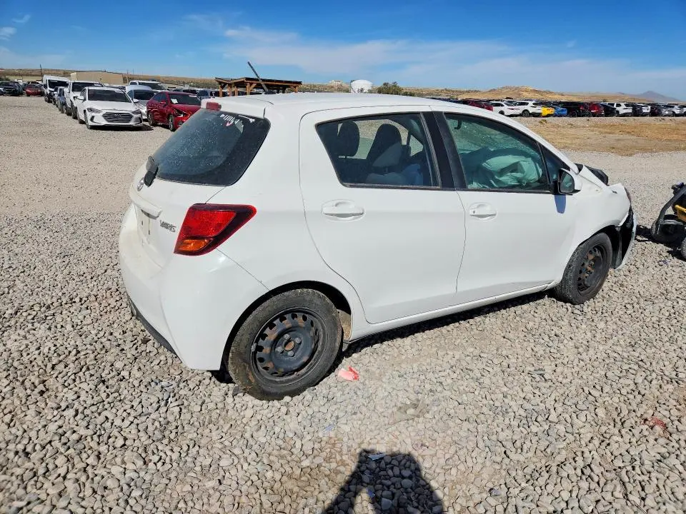 2015 TOYOTA YARIS 5-DOOR L  