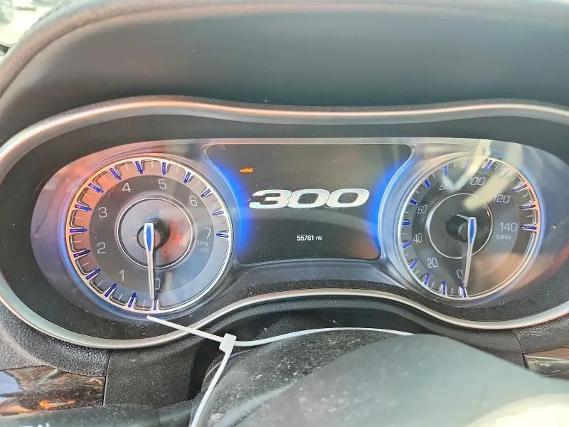 2015 CHRYSLER 300 LIMITED  