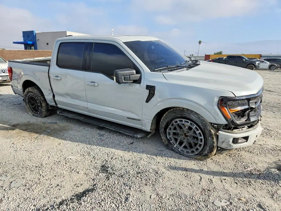 2024 FORD F150 XLT  