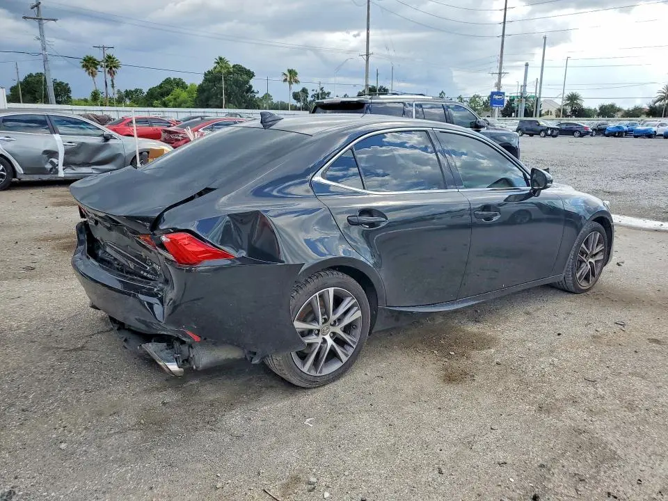 2020 LEXUS IS 300  