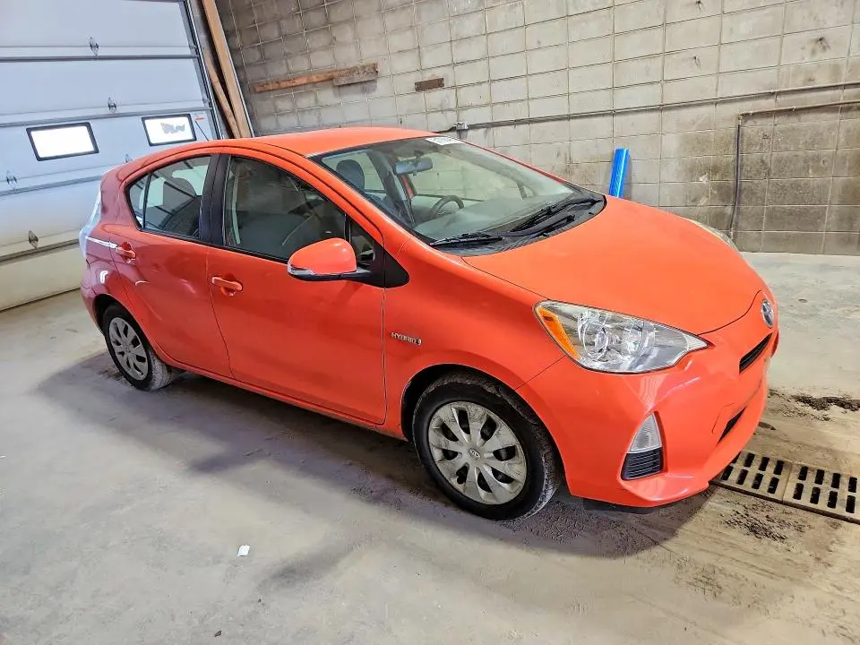 2014 TOYOTA PRIUS C TWO  