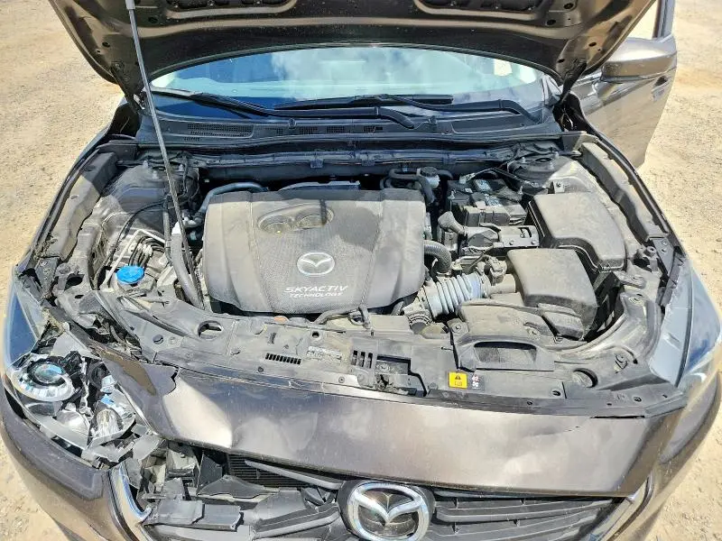 2017 MAZDA 3 TOURING  