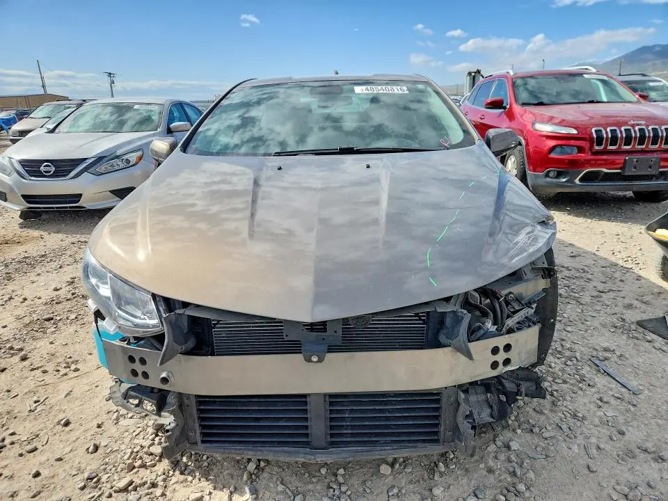 2017 CHEVROLET VOLT LT  