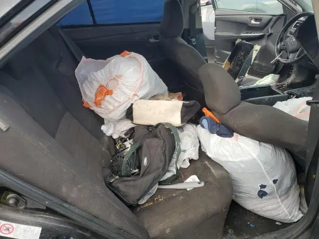 2015 TOYOTA CAMRY LE  