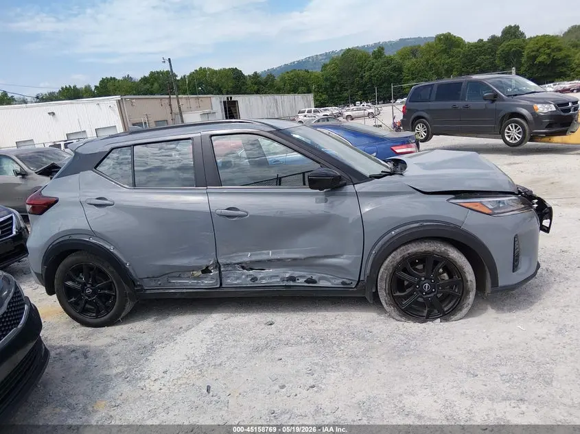 2022 NISSAN KICKS SR XTRONIC CVT