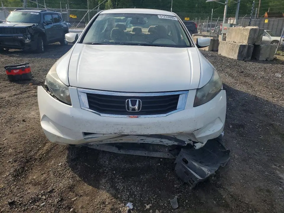 2010 HONDA ACCORD LX  