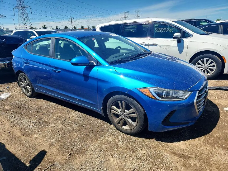 2017 HYUNDAI ELANTRA SE  