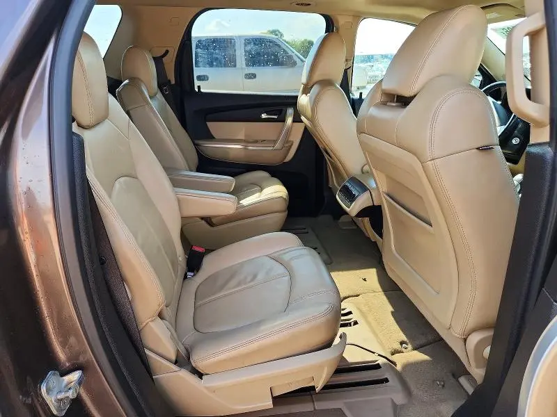 2010 GMC ACADIA SLT-1  