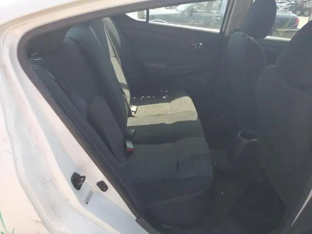 2018 NISSAN VERSA S  