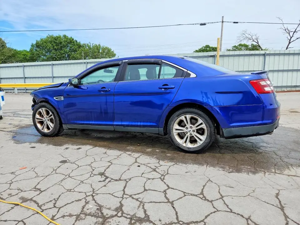 2015 FORD TAURUS SEL  