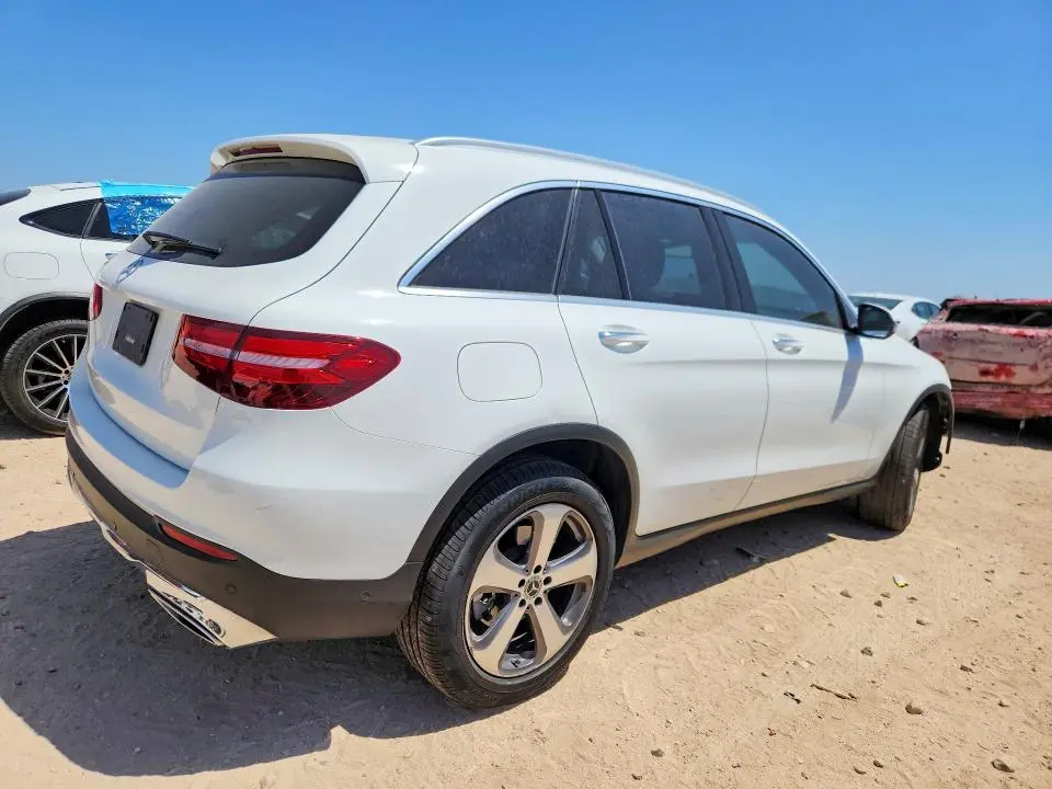 2018 MERCEDES-BENZ GLC 300  