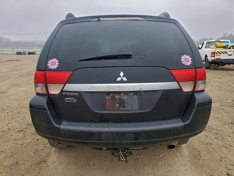 2010 MITSUBISHI ENDEAVOR SE  