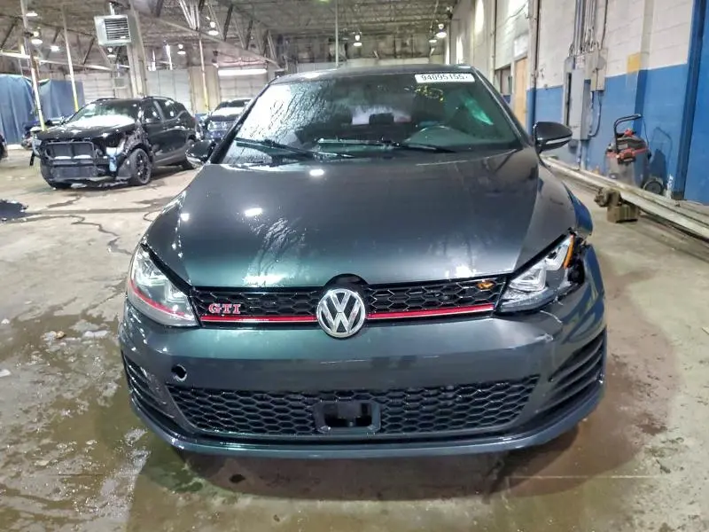 2017 VOLKSWAGEN GTI S/SE  