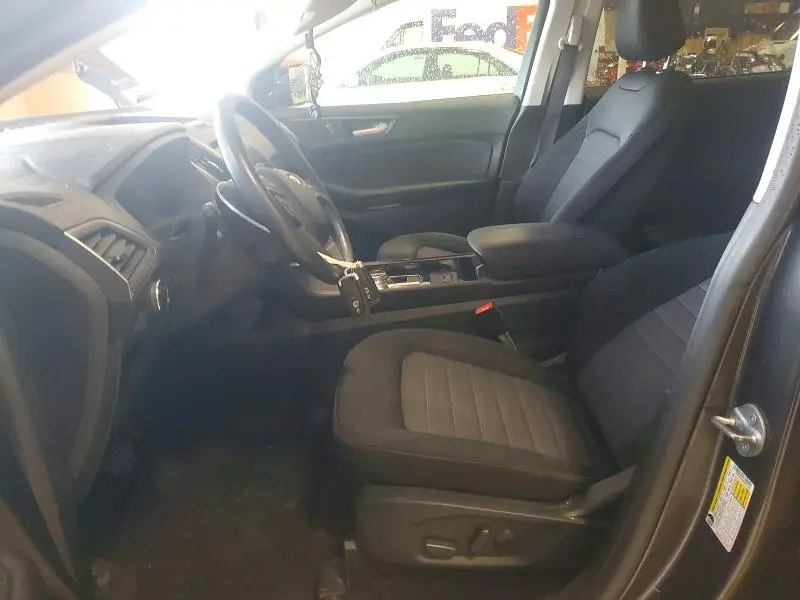 2020 FORD EDGE SE  