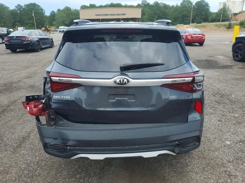 2021 KIA SELTOS S  