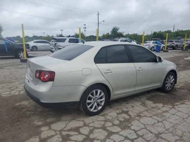2010 VOLKSWAGEN JETTA S  