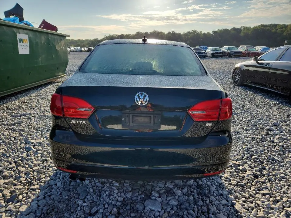2014 VOLKSWAGEN JETTA SE  