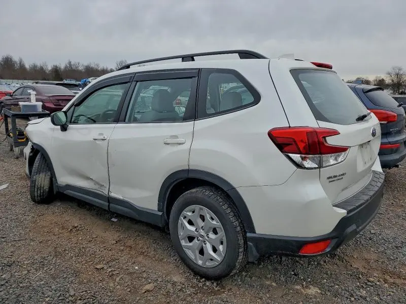 2021 SUBARU FORESTER   