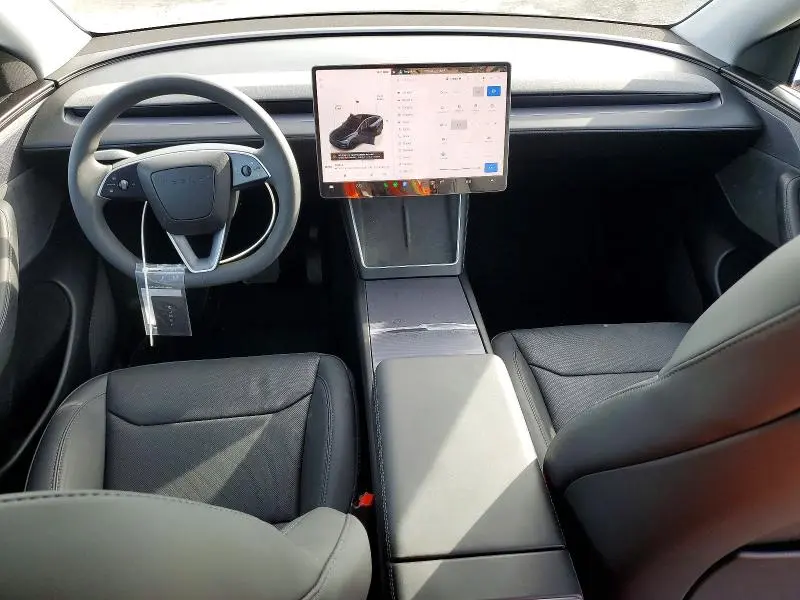 2026 TESLA MODEL Y   