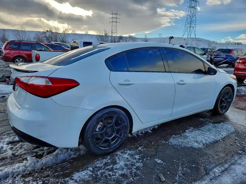 2016 KIA FORTE LX  