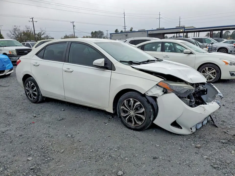 2018 TOYOTA COROLLA   