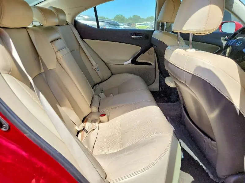 2011 LEXUS IS 250  
