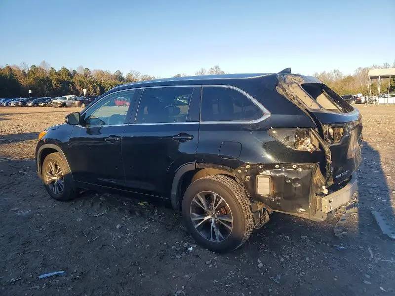 2016 TOYOTA HIGHLANDER XLE  