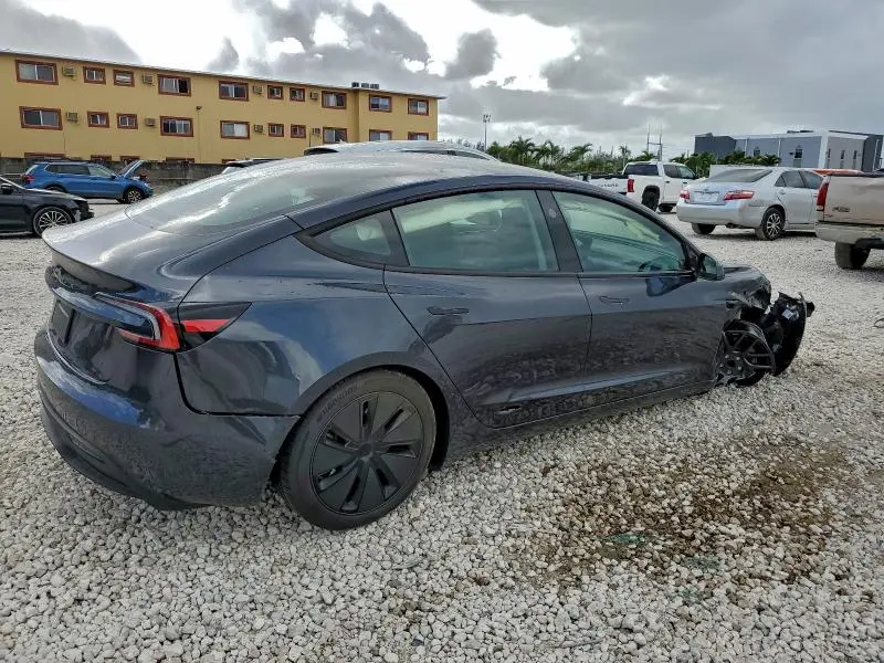 2025 TESLA MODEL 3   