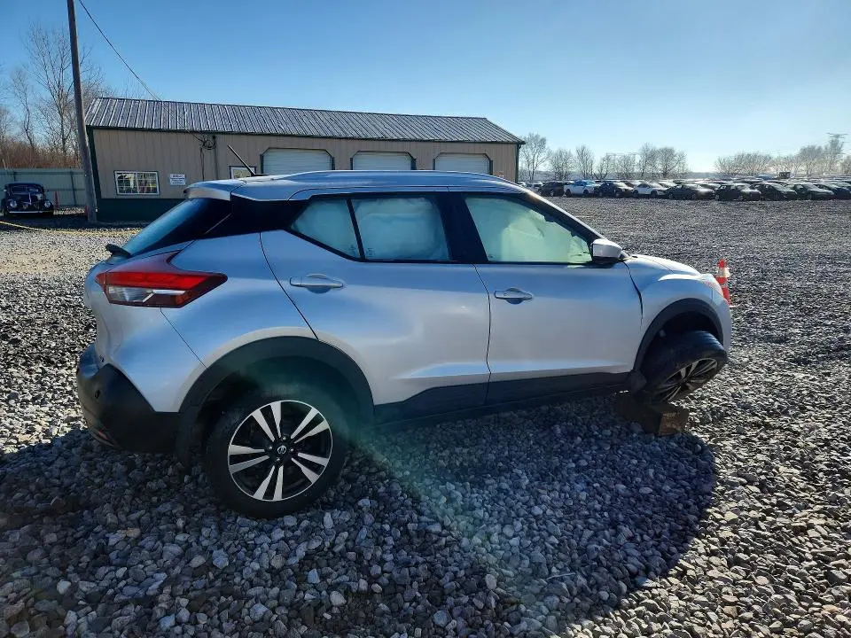 2020 NISSAN KICKS SV  