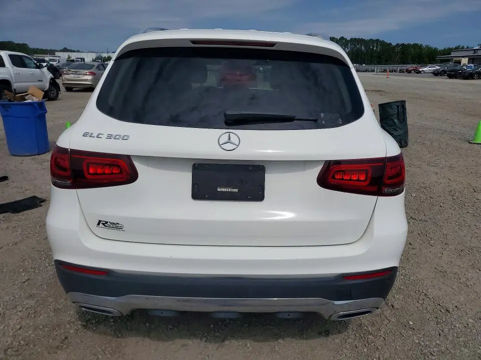 2022 MERCEDES-BENZ GLC 300  