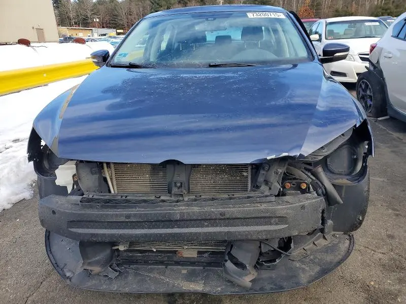 2015 VOLKSWAGEN PASSAT S  