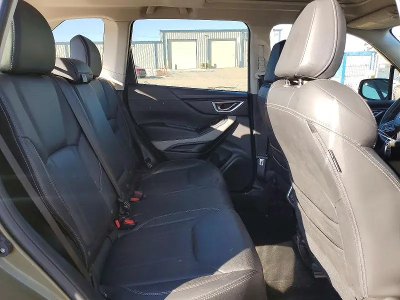 2022 SUBARU FORESTER LIMITED  