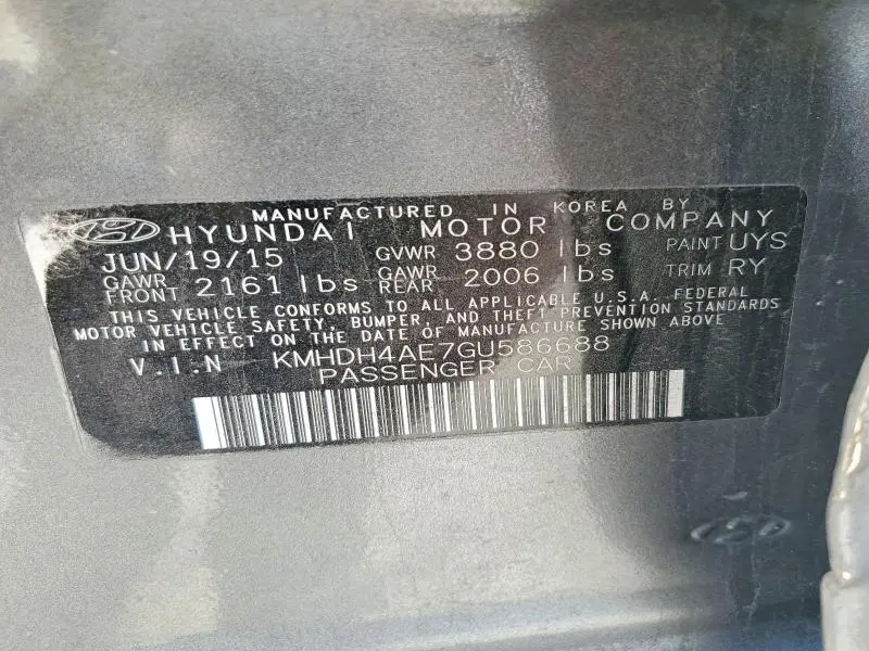 2016 HYUNDAI ELANTRA SE  