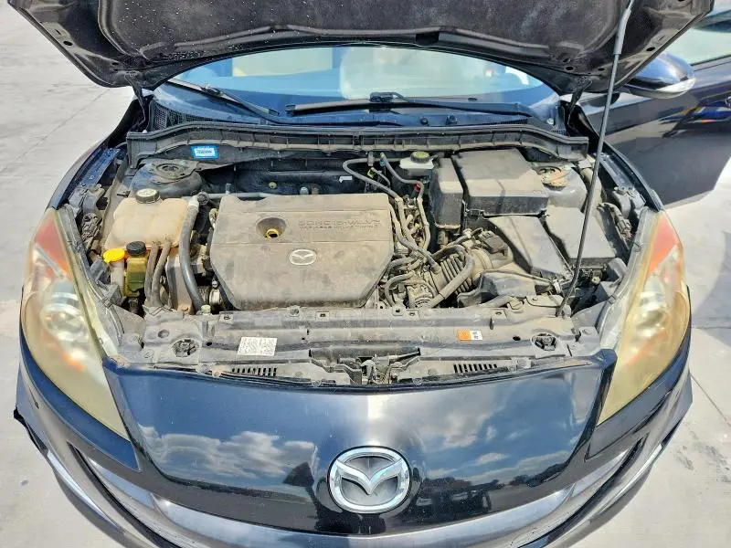 2010 MAZDA 3 S  
