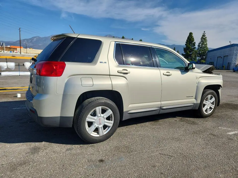 2015 GMC TERRAIN SLE  