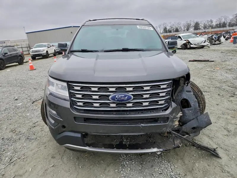 2017 FORD EXPLORER XLT  