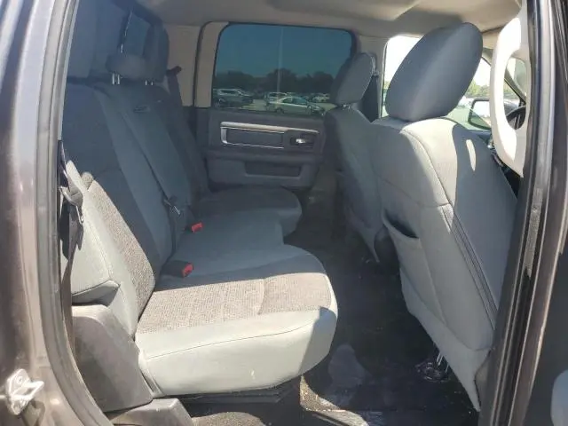 2015 RAM 1500 SLT  