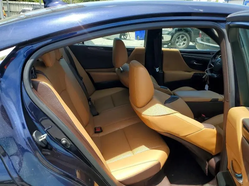 2021 LEXUS ES 300H  