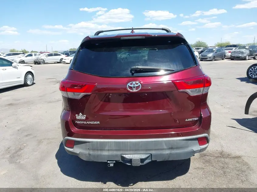 2017 TOYOTA HIGHLANDER LIMITED