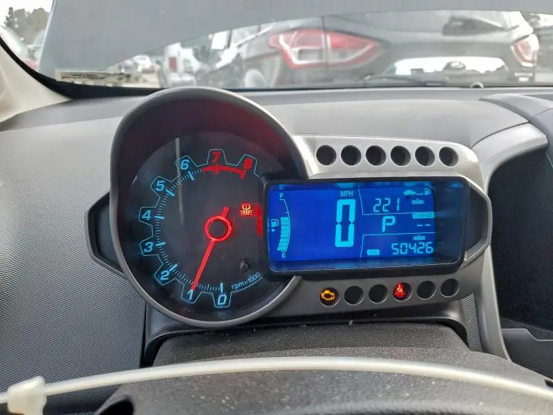 2016 CHEVROLET SONIC LT  